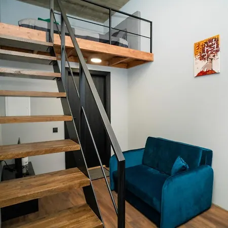 Teeny Tiny Lofts In Center Apartamento